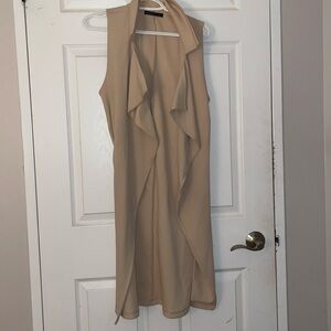 Long chic vest with tie belt